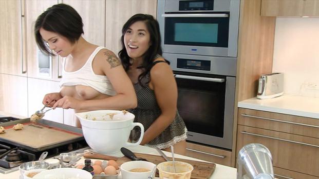 Team Skeet X Cum Kitchen – Milcah Halili & Mia Li [XXX FREE]